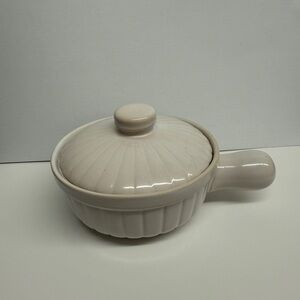 Over and Back Yellow Ware Elegant Cream Ceramic Casserole Dish